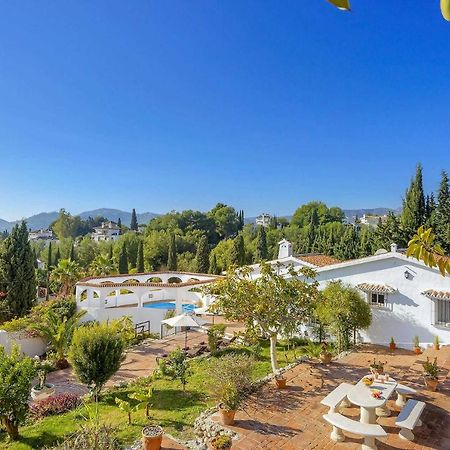 Private Heated Pool, Jacuzzi & 1225M2 Garden In Villa Cipreses 프리질리아나 외부 사진