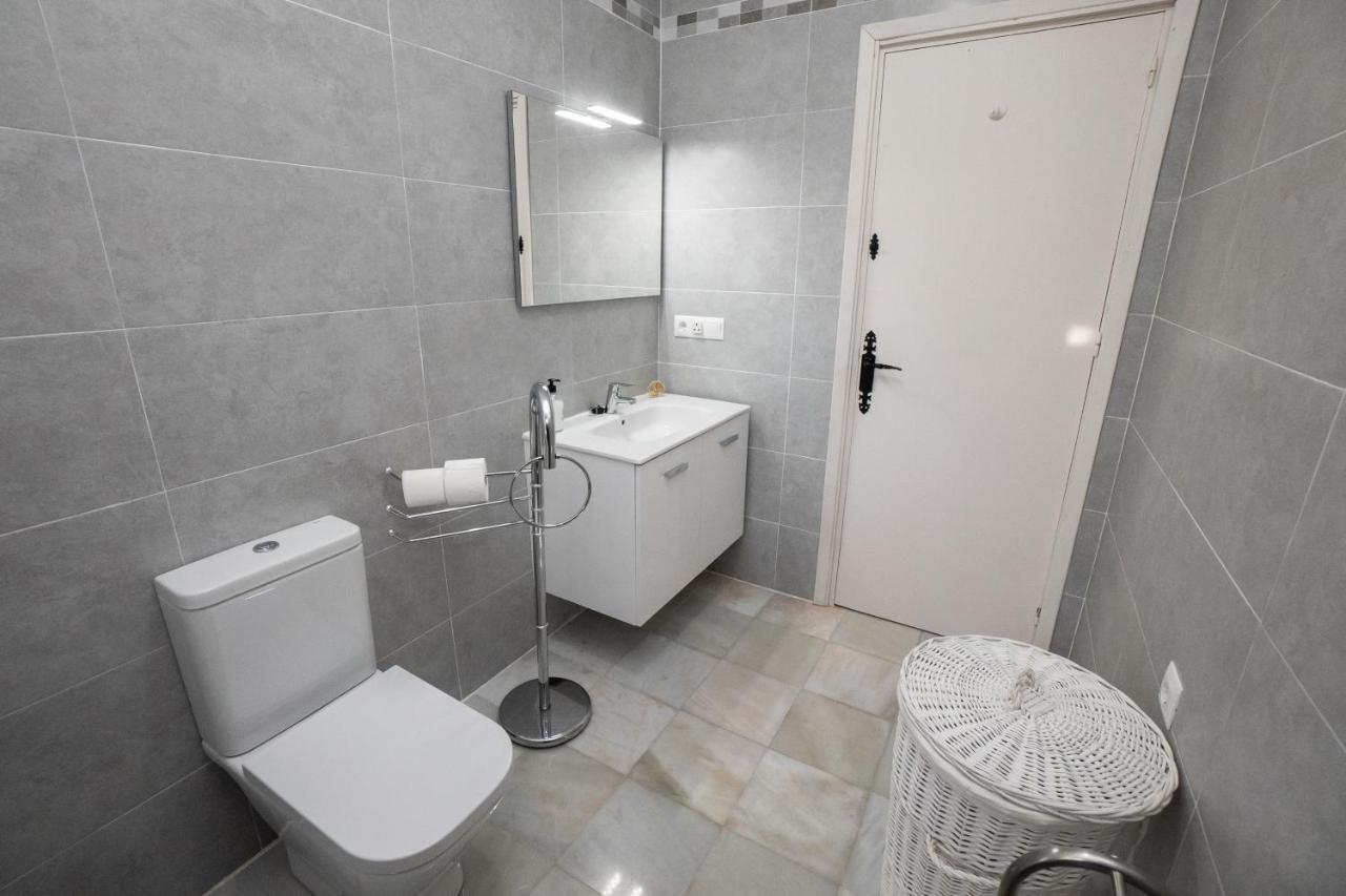 Private Heated Pool, Jacuzzi & 1225M2 Garden In Villa Cipreses 프리질리아나 외부 사진