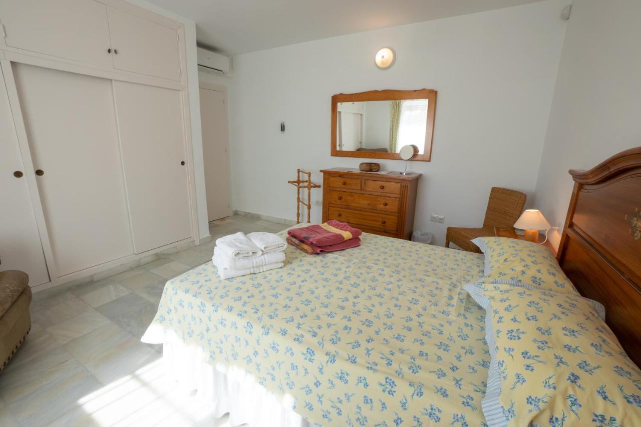 Private Heated Pool, Jacuzzi & 1225M2 Garden In Villa Cipreses 프리질리아나 외부 사진